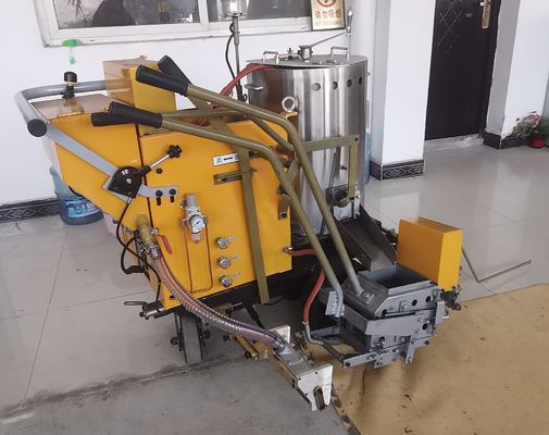 Máquina de pintura de líneas de carreteras con vibración termoplástica con accionamiento por batería para el marcado del ruido