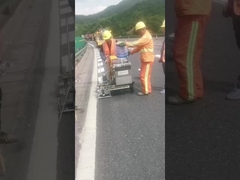 Máquina de marcado de líneas de carretera de raspado en bandas de dos componentes